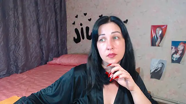 Snapshot of JillStevens chatting on October 3, 2025, 4:41 pm JillStevens online show from October 3, 2025, 4:41 pm