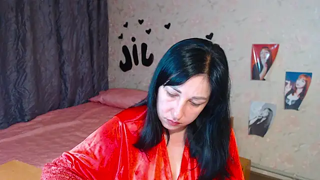 Snapshot of JillStevens chatting on September 25, 2025, 2:39 am JillStevens online show from September 25, 2025, 2:39 am