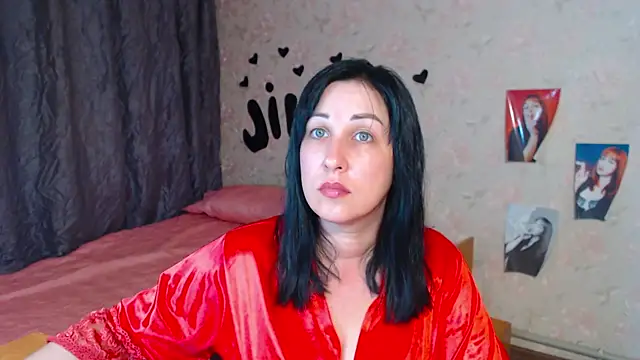 Snapshot of JillStevens chatting on September 23, 2025, 2:24 pm JillStevens online show from September 23, 2025, 2:24 pm