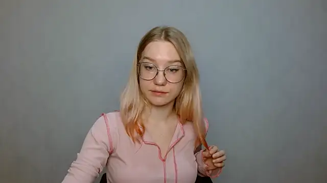 cindi hot online show from January 19, 2025, 12:39 pm