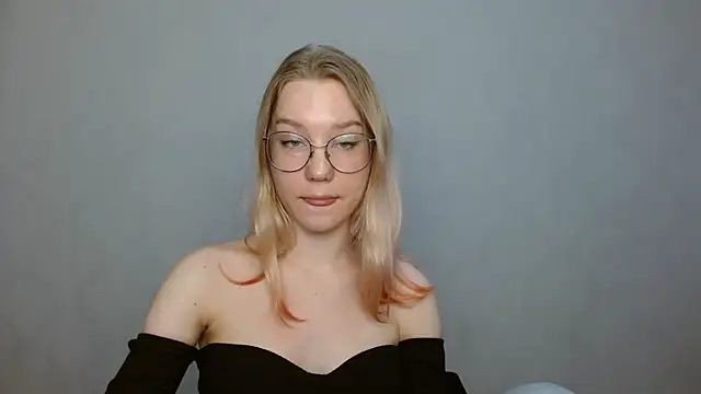 cindi hot online show from January 14, 2025, 11:31 am