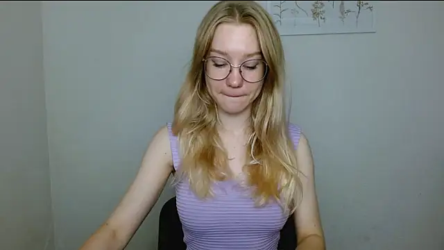 cindi hot online show from September 18, 2025, 9:34 am