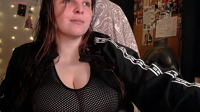 Saya sweet online show from October 4, 2025, 4:58 am