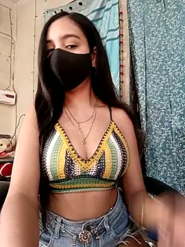 Parinaaz18 online show from March 4, 2025, 1:45 am