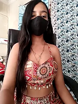 Snapshot of Parinaaz18 chatting on September 24, 2025, 2:18 am Parinaaz18 online show from September 24, 2025, 2:18 am