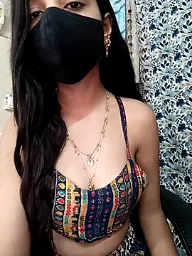 Snapshot of Parinaaz18 chatting on October 9, 2025, 1:17 am Parinaaz18 online show from October 9, 2025, 1:17 am