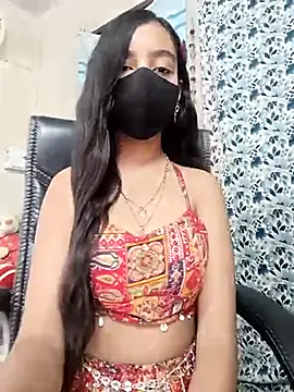 Snapshot of Parinaaz18 chatting on October 7, 2025, 1:39 am Parinaaz18 online show from October 7, 2025, 1:39 am