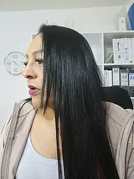 Gina Myers online show from May 31, 2026, 3:23 am