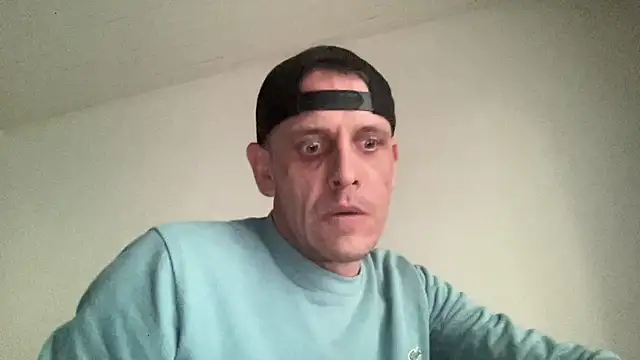 mrphatcat01 online show from February 17, 2025, 4:06 pm