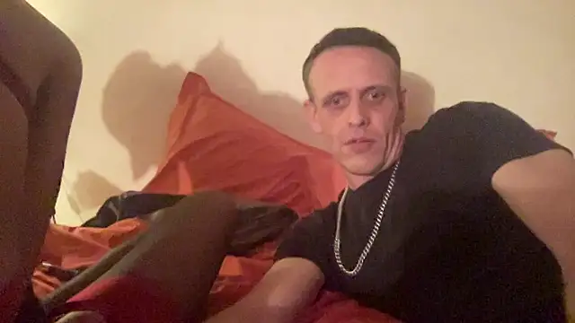 mrphatcat01 online show from February 10, 2025, 1:24 am