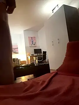 Milkasahne64 online show from January 14, 2026, 5:05 pm