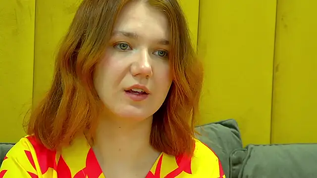 LessySmith online show from November 21, 2025, 4:06 pm