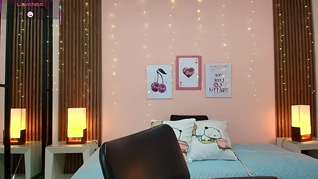 alina martinelli online show from April 12, 2026, 10:29 am