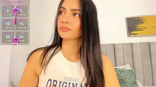 kareena basu online show from February 3, 2026, 3:26 am