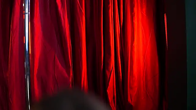 Evelyn Evyyy online show from November 2, 2025, 7:52 pm