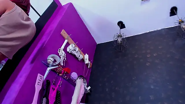 Snapshot of Alexa_Slave chatting on October 9, 2025, 7:58 pm Alexa Slave online show from October 9, 2025, 7:58 pm