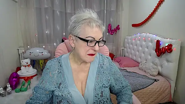 KayleSmoll online show from February 20, 2025, 4:28 am