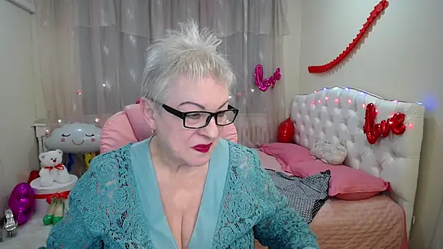 KayleSmoll online show from February 22, 2025, 10:20 pm