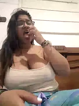 Sofythom1 online show from January 15, 2025, 1:02 am
