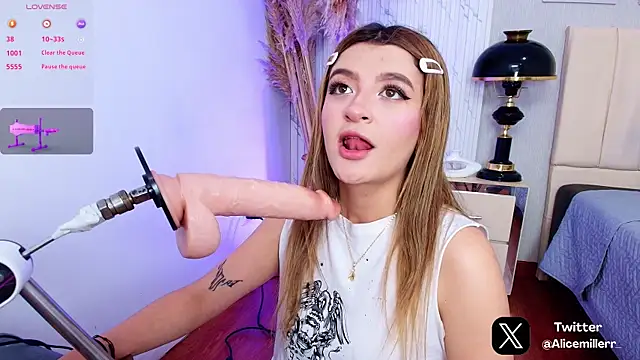 Snapshot of alice-millerr chatting on September 22, 2025, 7:09 pm alice-millerr online show from September 22, 2025, 7:09 pm