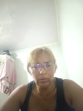 leona- online show from March 24, 2026, 4:29 pm