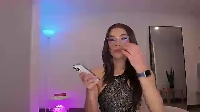 Kaarla    online show from November 8, 2025, 6:06 am