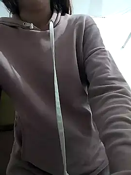 Snapshot of KateDer7 chatting on January 4, 2025, 1:21 pm KateDer7 online show from January 4, 2025, 1:21 pm