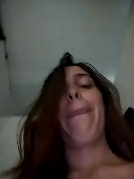 Snapshot of KateDer7 chatting on December 31, 2024, 9:17 pm KateDer7 online show from December 31, 2024, 9:17 pm