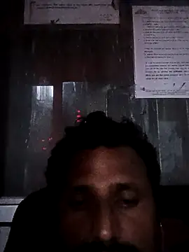 Snapshot of Suri2244 chatting on October 24, 2025, 8:30 pm Suri2244 online show from October 24, 2025, 8:30 pm