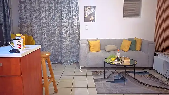 GiantBootyMilf online show from September 29, 2025, 8:58 pm