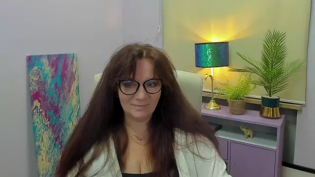 Alice xHeart online show from February 11, 2025, 6:19 am