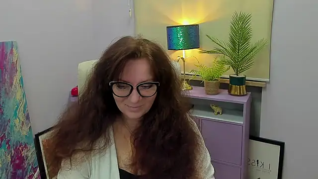 Alice xHeart online show from February 10, 2025, 5:47 am
