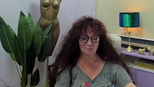 Alice xHeart online show from September 22, 2025, 5:24 am