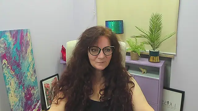 Alice xHeart online show from February 28, 2025, 7:37 am