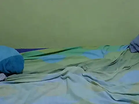 Snapshot of QUEEN-LIZ chatting on September 21, 2025, 4:17 am QUEEN-LIZ online show from September 21, 2025, 4:17 am