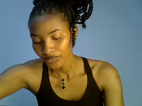 cute-alexis online show from November 4, 2025, 9:57 am