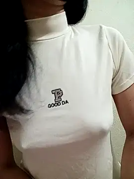 YunLem online show from February 20, 2025, 1:08 pm