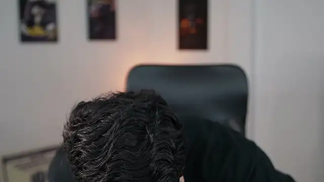 Hazzan Velez online show from November 23, 2025, 1:48 am