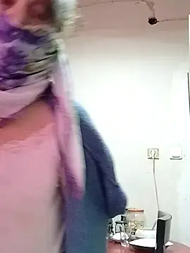 Snapshot of _BaHaR_ chatting on September 19, 2025, 7:01 am  BaHaR  online show from September 19, 2025, 7:01 am