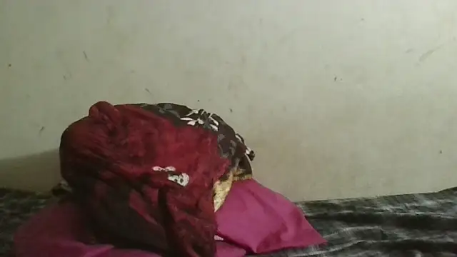 Snapshot of iaradias chatting on February 8, 2026, 6:49 pm iaradias online show from February 8, 2026, 6:49 pm