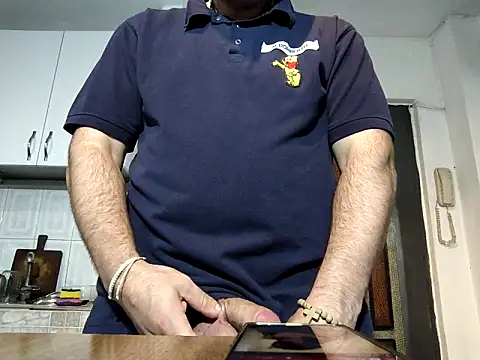 Snapshot of Maryo0001 chatting on September 12, 2025, 11:04 pm Maryo0001 online show from September 12, 2025, 11:04 pm