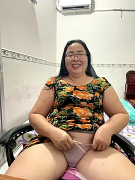 Snapshot of NDith chatting on September 22, 2025, 1:50 pm NDith online show from September 22, 2025, 1:50 pm