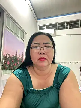 Snapshot of NDith chatting on September 29, 2025, 10:04 pm NDith online show from September 29, 2025, 10:04 pm