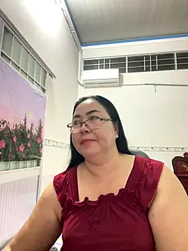 Snapshot of NDith chatting on September 18, 2025, 12:08 pm NDith online show from September 18, 2025, 12:08 pm