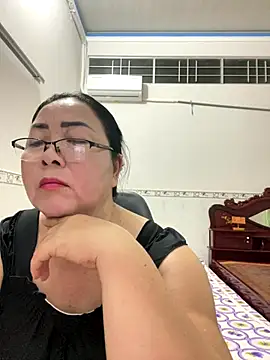 Snapshot of NDith chatting on September 25, 2025, 12:33 pm NDith online show from September 25, 2025, 12:33 pm