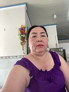 Snapshot of NDith chatting on October 11, 2025, 8:48 am NDith online show from October 11, 2025, 8:48 am