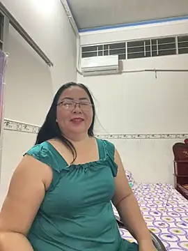 Snapshot of NDith chatting on September 30, 2025, 10:16 pm NDith online show from September 30, 2025, 10:16 pm