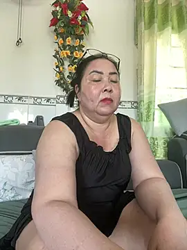 Snapshot of NDith chatting on February 3, 2026, 2:53 am NDith online show from February 3, 2026, 2:53 am