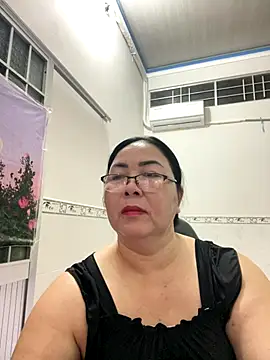 Snapshot of NDith chatting on September 17, 2025, 11:56 am NDith online show from September 17, 2025, 11:56 am