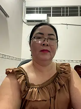 Snapshot of NDith chatting on September 26, 2025, 12:45 pm NDith online show from September 26, 2025, 12:45 pm